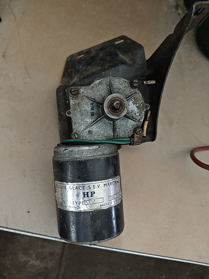 Simca citroen tai ? Lasinpyyhkijän moottori