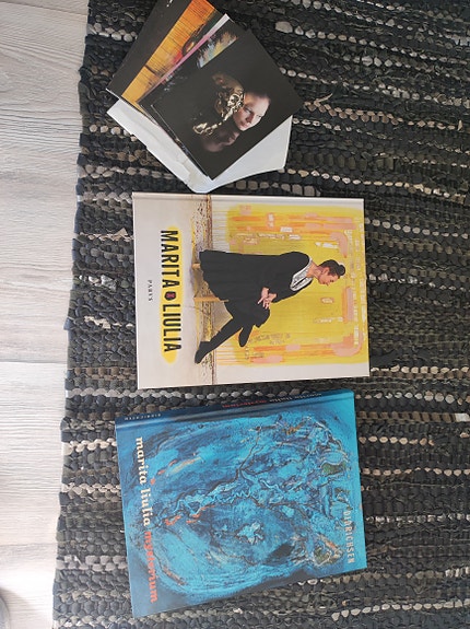 Marita Liulia kirjat ja kortit