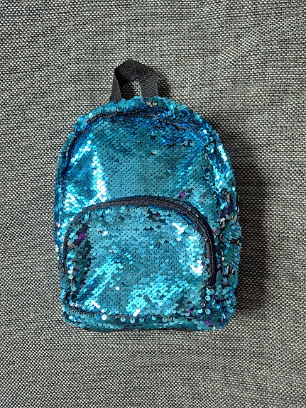 Hieno paljettireppu, korkeus 27 cm, uudenveroinen
