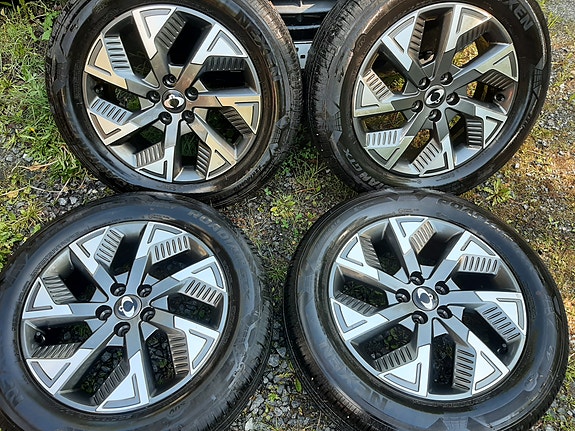 MB, VW, AUDI, SSANGYONG ALUT, KESÄR  225X60X18. 2023. +5mm