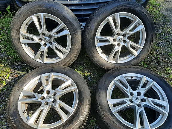 VOLVO XC60, EX40, XC40 alkuperäiset Alut/ GT Radial Kesä. 2024. 7mm