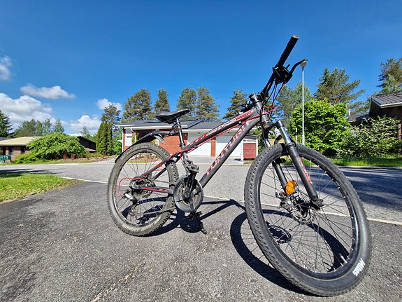Tunturi Havoc maastopyörä 24"