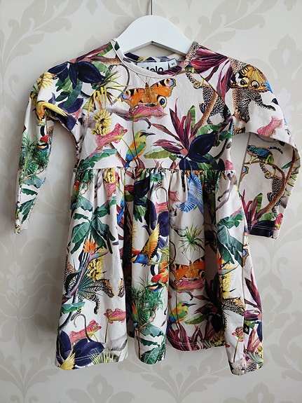 Uusi molo mekko 80