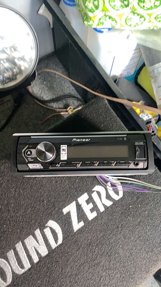 Pioneer mvh- s420bt Mankka autoon