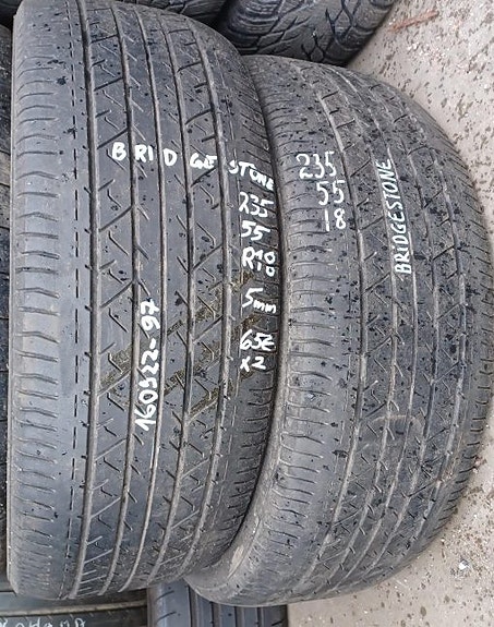 235/55R18 Bridgestone  kesärenkaat
