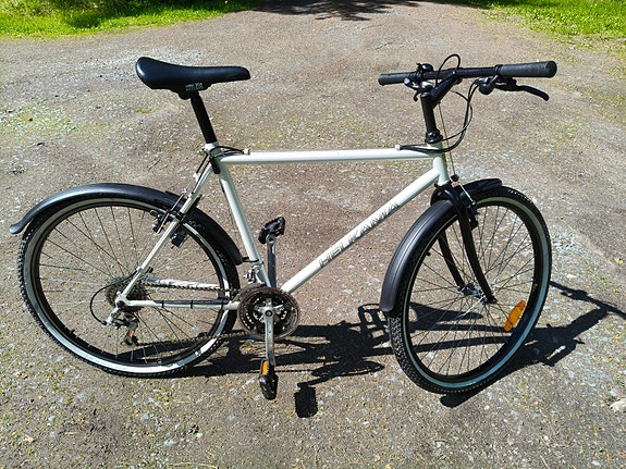Helkama hybridi