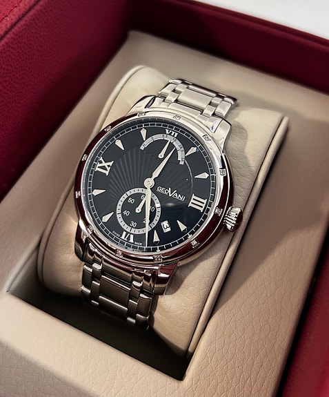 Geovani 42 Swiss Automatic diamond watch
