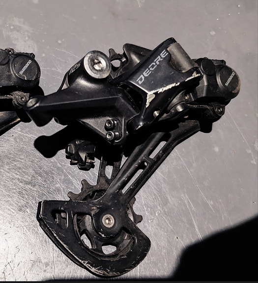 Shimano Deore 12s takavaihtaja maastopyörään
