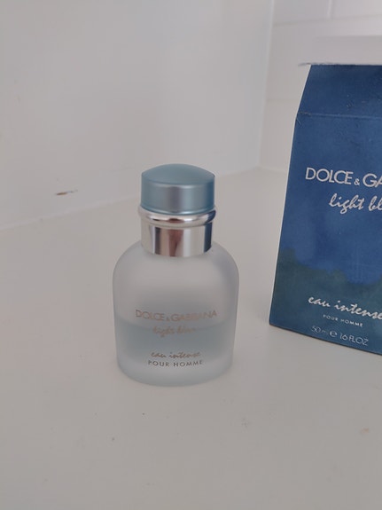 Dolce & Gabbana Light Blue Eau Intense miesten hajuvesi