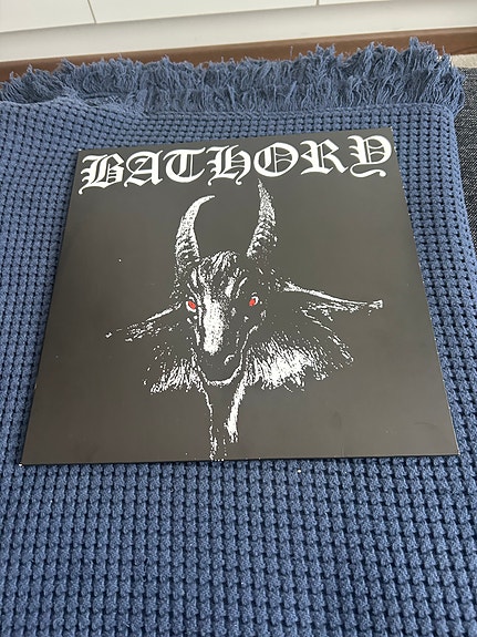 Bathory LP-levy Black Mark Records