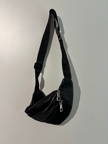 Vyö/crossbody laukku