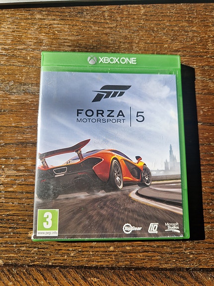 Myydään Forza motorsport 5