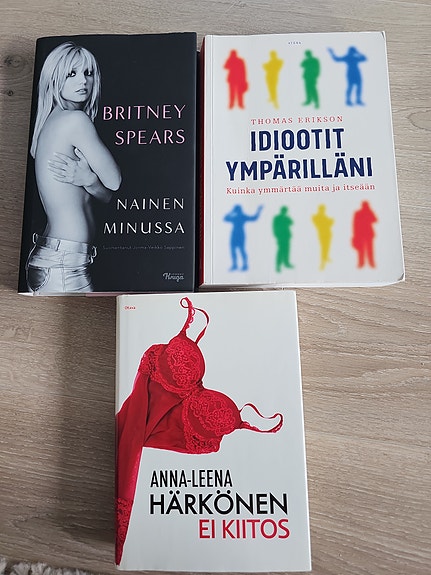 Kirjat 5€/kpl Britney Spears, Anna-Leena Härkönen, Thomas Erikson