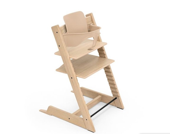 Ostetaan puunvärinen tripp trapp ja baby set
