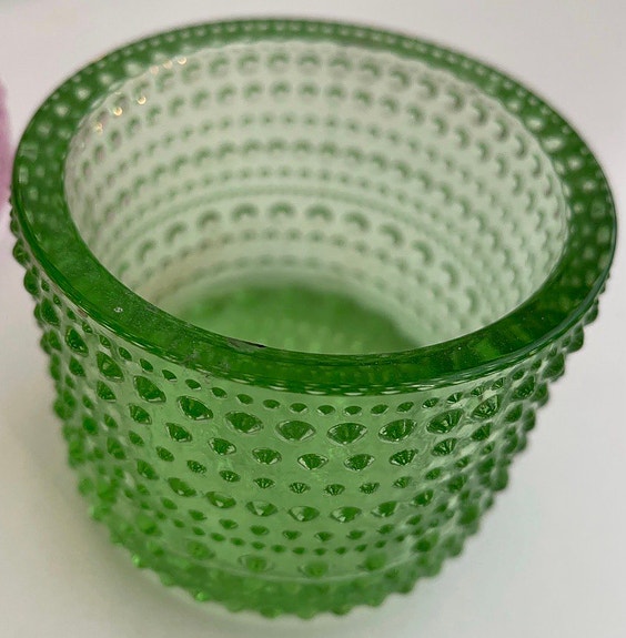 Iittala Kastehelmi tuikkukippo vihreä lasi 64mm