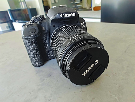 Myydään Canon EOS 700D