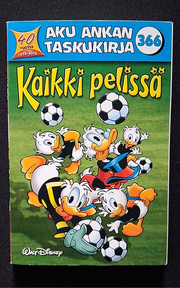 Aku Ankan taskukirja 366 Kaikki pelissä