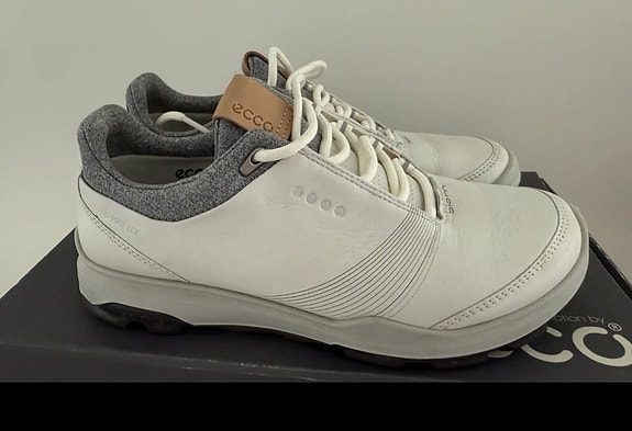 Ecco Biom Hydrid 3 golfkengät, myös ulkoiluun tukevat kengät.