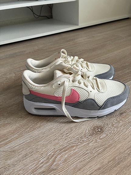 Nike Air Max lenkkarit