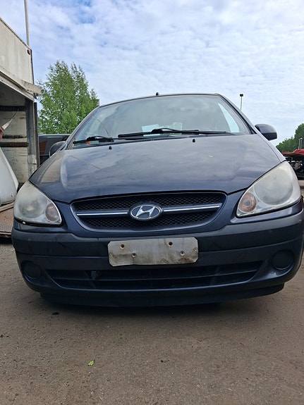 Hyundai Getz 2006 myydään varaosina