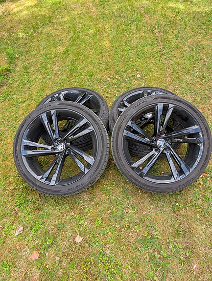 Vanteet+kesärenkaat 245/40r20 5x112
