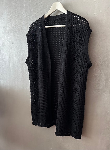 Musta virkattu liivi / neule koko L/XL
