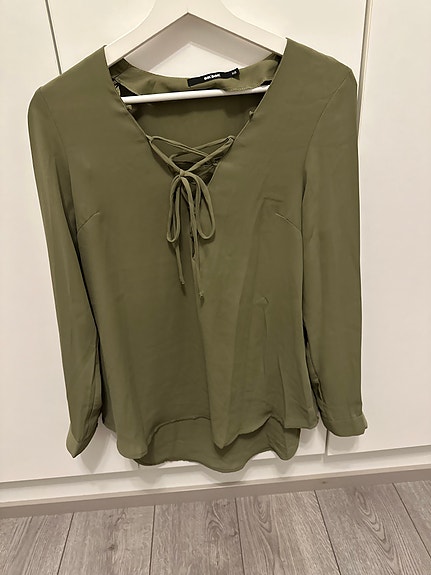Bikbok paita