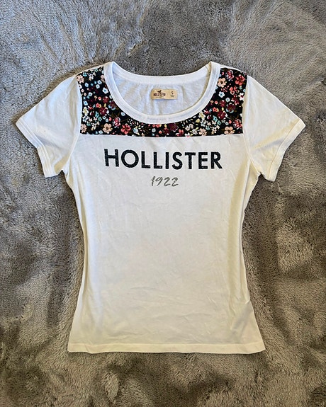 Hollister t-paita