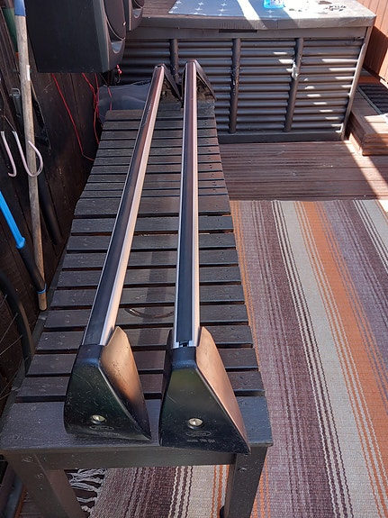 Kattoteline Fordin oma ollut Ford fokus 2002 mallissa hatchback