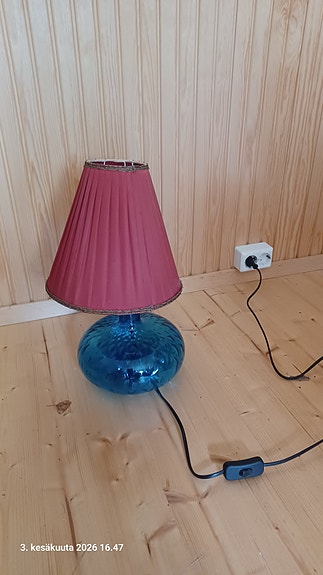 Pöytävalaisin