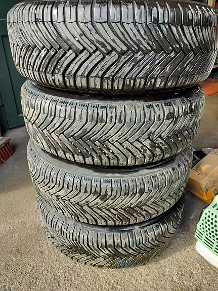 Michelin crossclimate 185/65-14 vag vanteilla