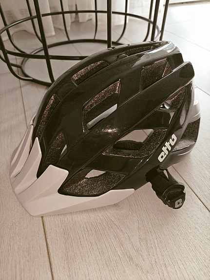 Etto Challenger MTB pyöräilykypärää L/XL