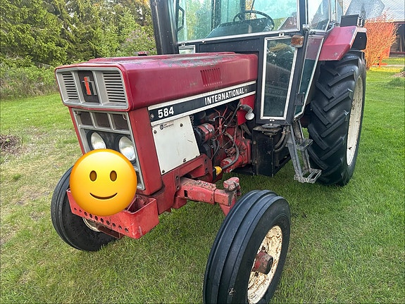 International  584 traktori