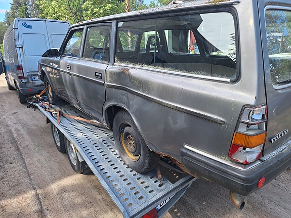 Volvo 245 osina