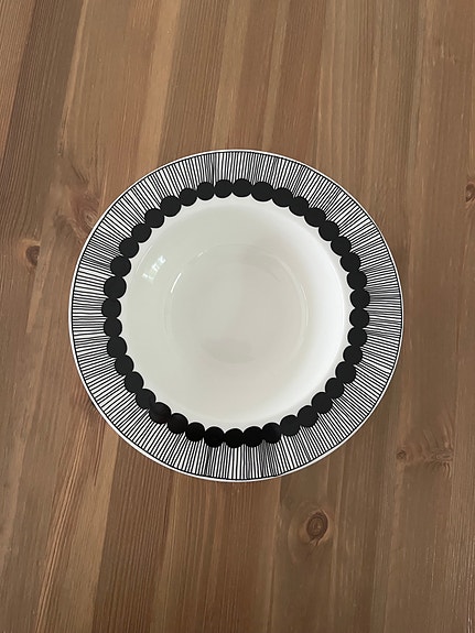 Marimekko Oiva/Siirtolapuutarha lautanen