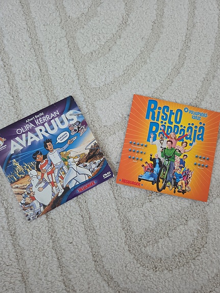 Risto Räppääjä ja Olipa kerran avaruus DVD-elokuvat