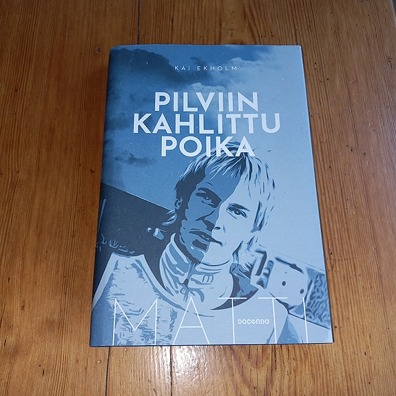 Pilviin kahlittu poika : Matti Nykänen - Kai Ekholm