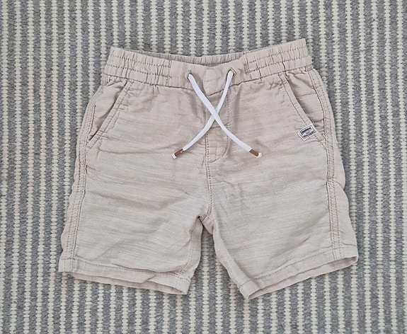 H&M poikien shortsit, 104