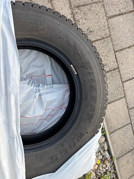 Bridgestone Blizzak 195/75/R16 C