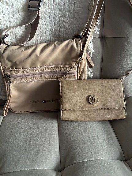 Tommy Hilfiger laukut