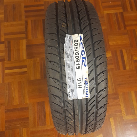 Ajamaton Falken 205/60/15 Kesärengas