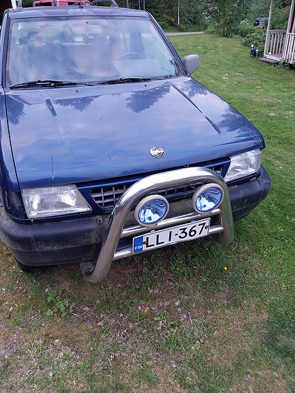 opel frontera 2.4 -94 osina