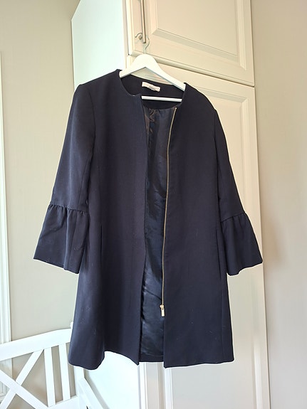 H&M tummansininen villakangastakki koko 38