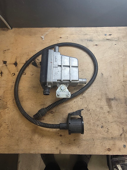 Calix UMV 750 lämmitin.