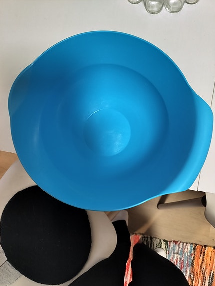 Paljon käytetyt kodin astiat,5€+ lähetys tai nouto