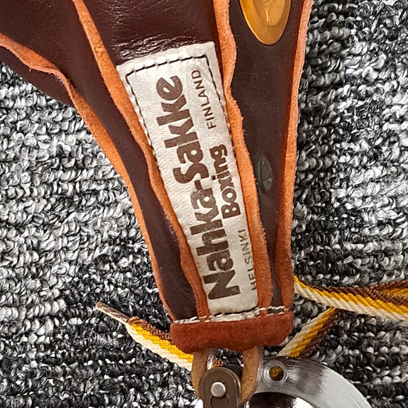 Päärynäpallo NAHKA-SAKKE