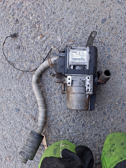 Toimiva webasto diesel 5kw kaikkineen tarvikkeineen