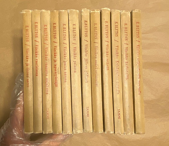 Enid Blyton Viisikko Kirjat (8kpl), 1.-3. painos 60-luku