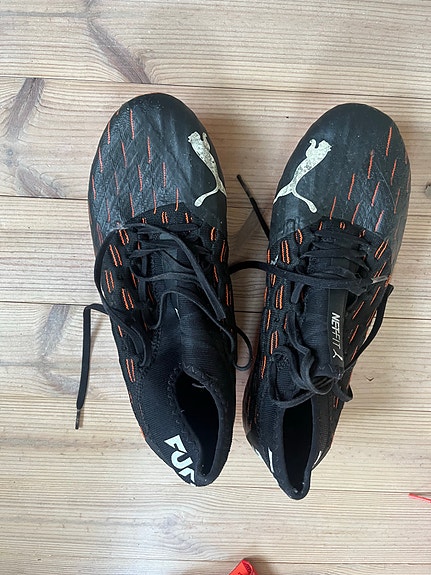 Puma Future jalkapallokengät musta 41