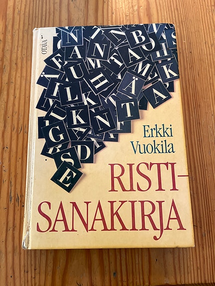 Erkki Vuokila Ristisanakirja kirja